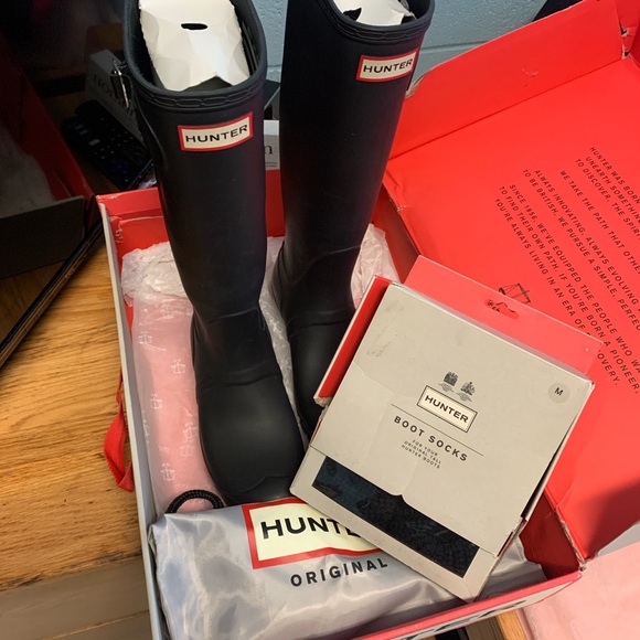 Hunter Boots - Picture 3 of 5